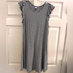 Old Navy cute & casual striped dress